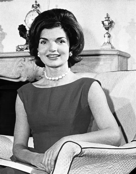 jacqueline kennedy fashion.